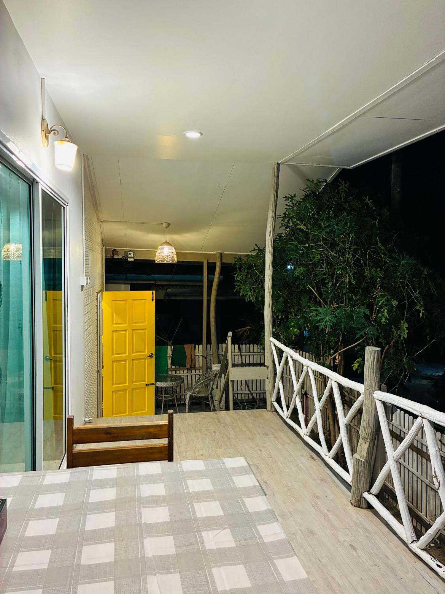 Villa Beachfront With Sunset Ban Bang Po